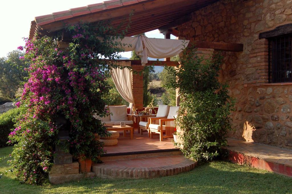 בית הארחה Collado  	La Casona De Valfrio- Adults Only מראה חיצוני תמונה