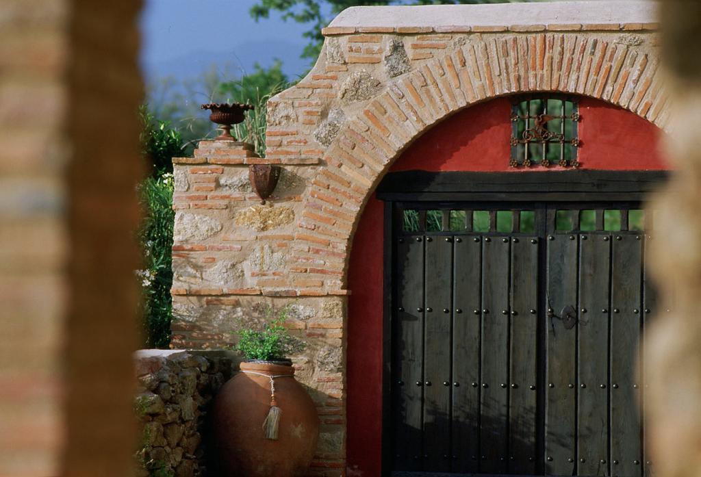 בית הארחה Collado  	La Casona De Valfrio- Adults Only מראה חיצוני תמונה